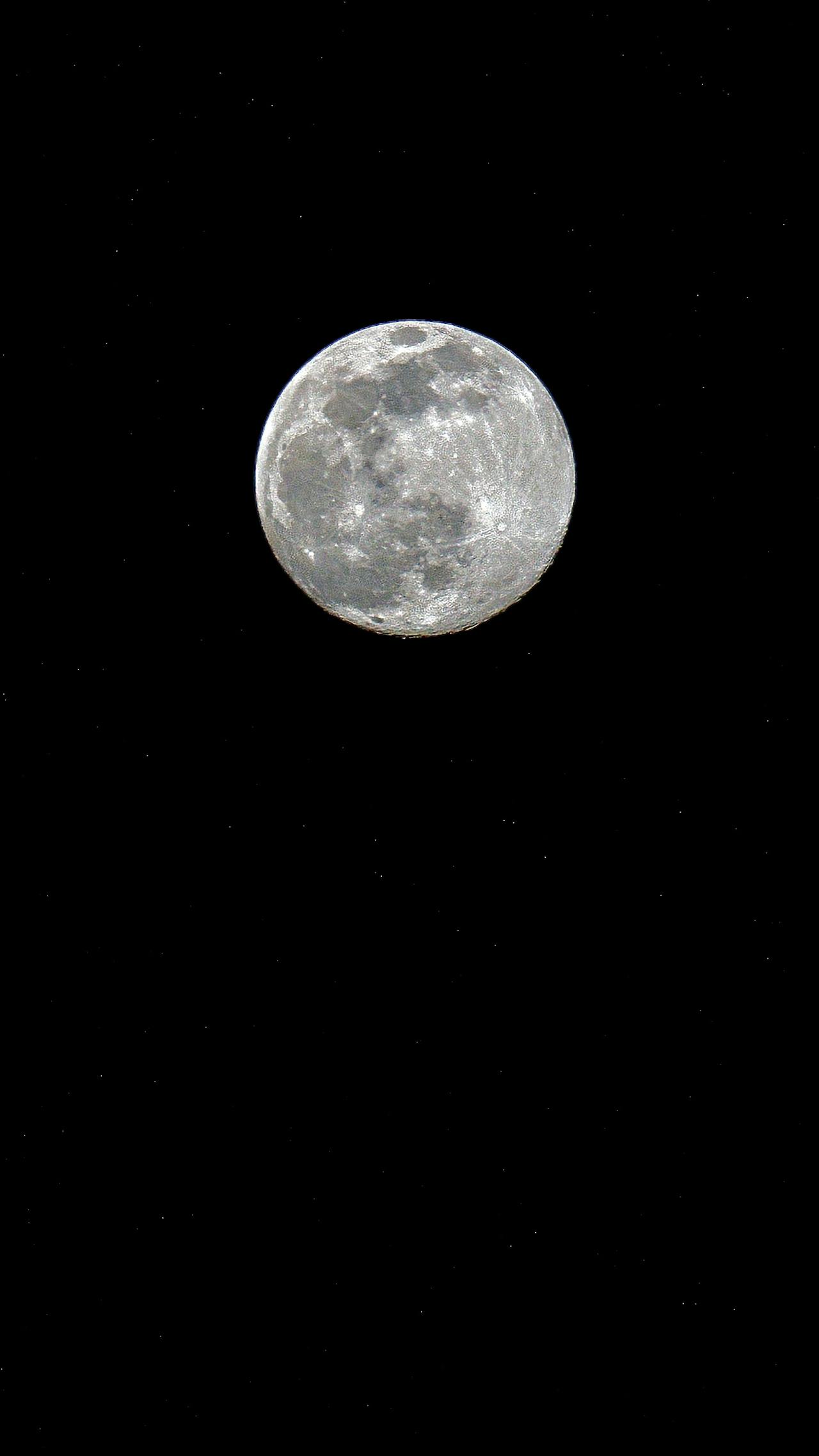 Super moon